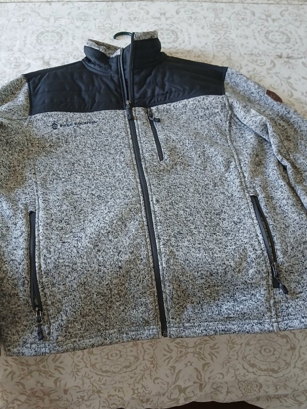 NWOT Free Country Men's Jacket, Size Medium